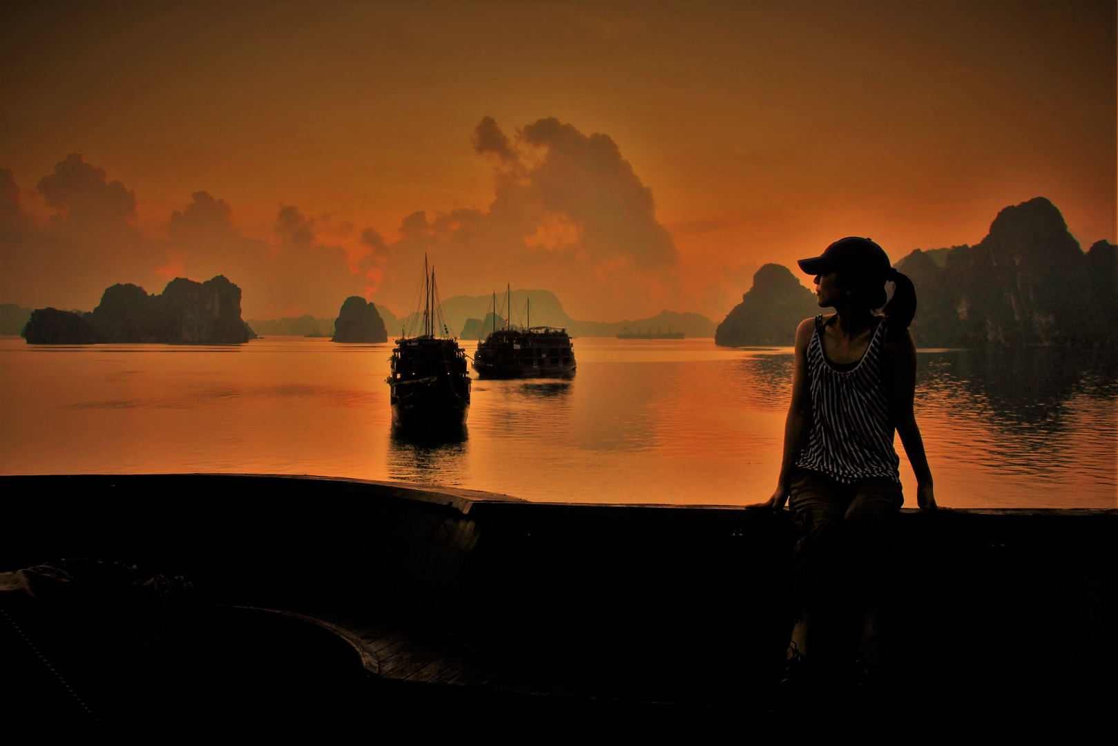 Sunrise over Ha Long Bay