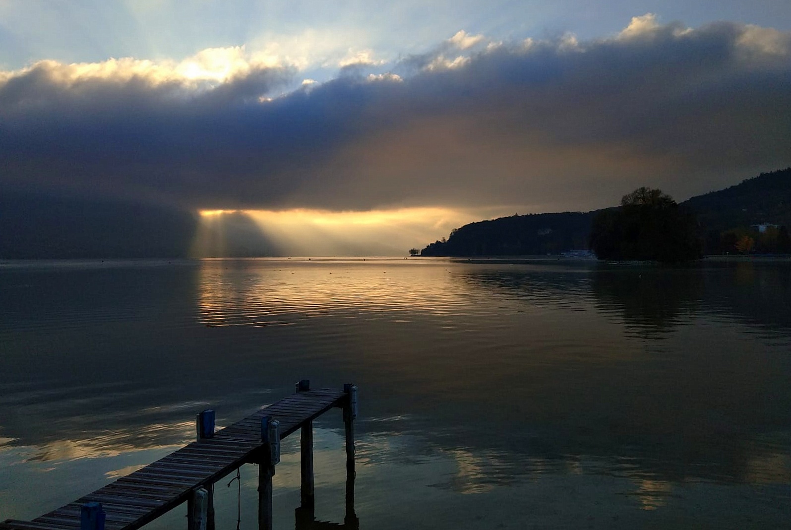 Sunrise over the lake