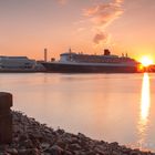 Sunrise Queen Mary 2