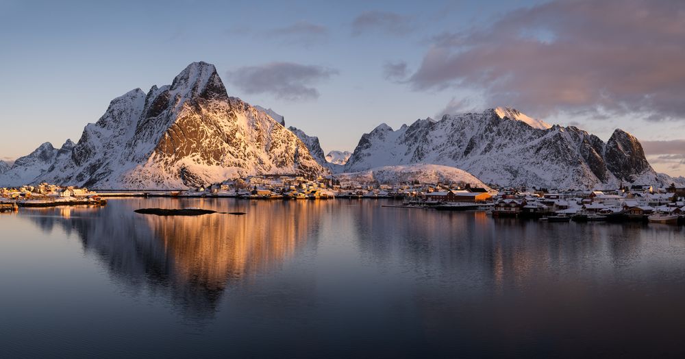 Sunrise - Reine