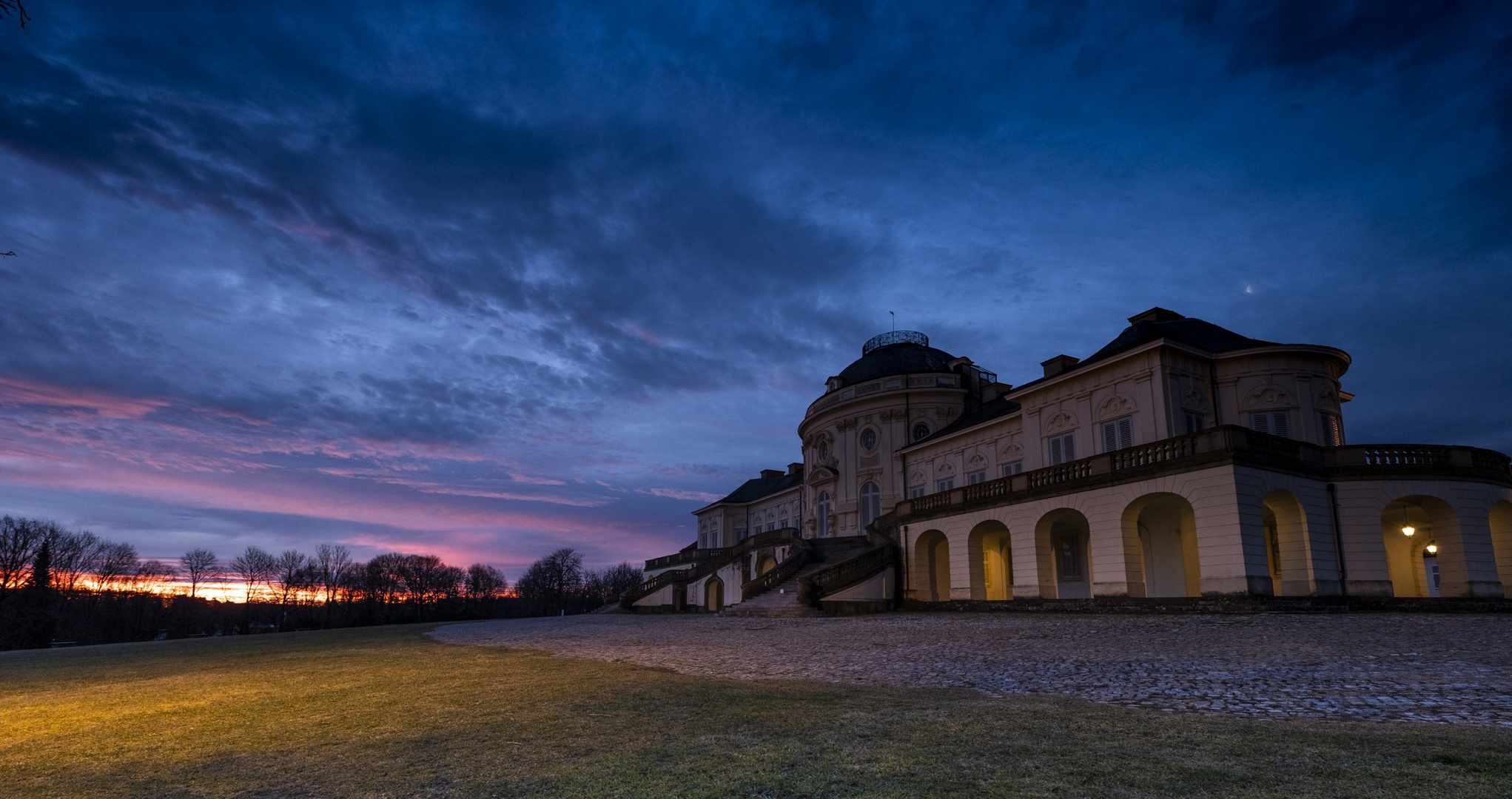 Sunrise Schloß Solitude