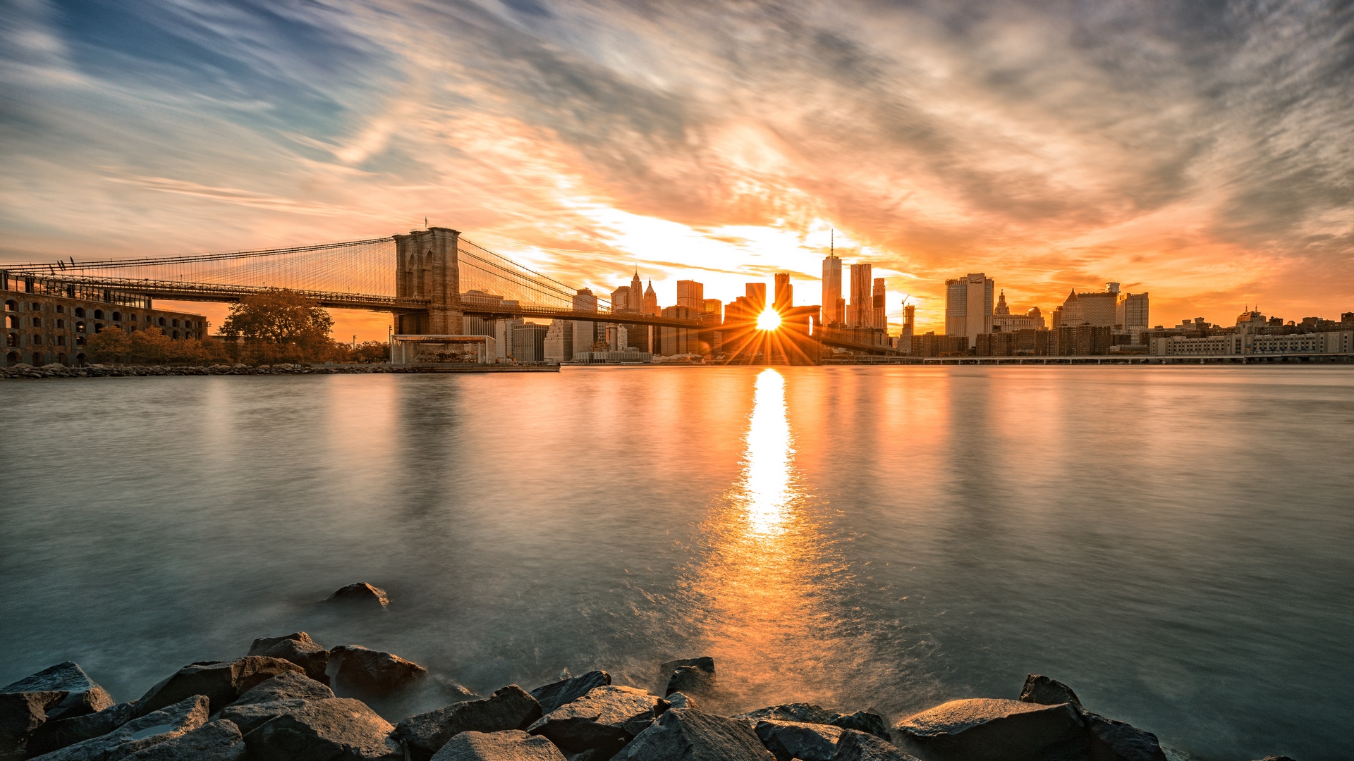 Sunrise Skyline Manhattan & Brooklyn Bridge