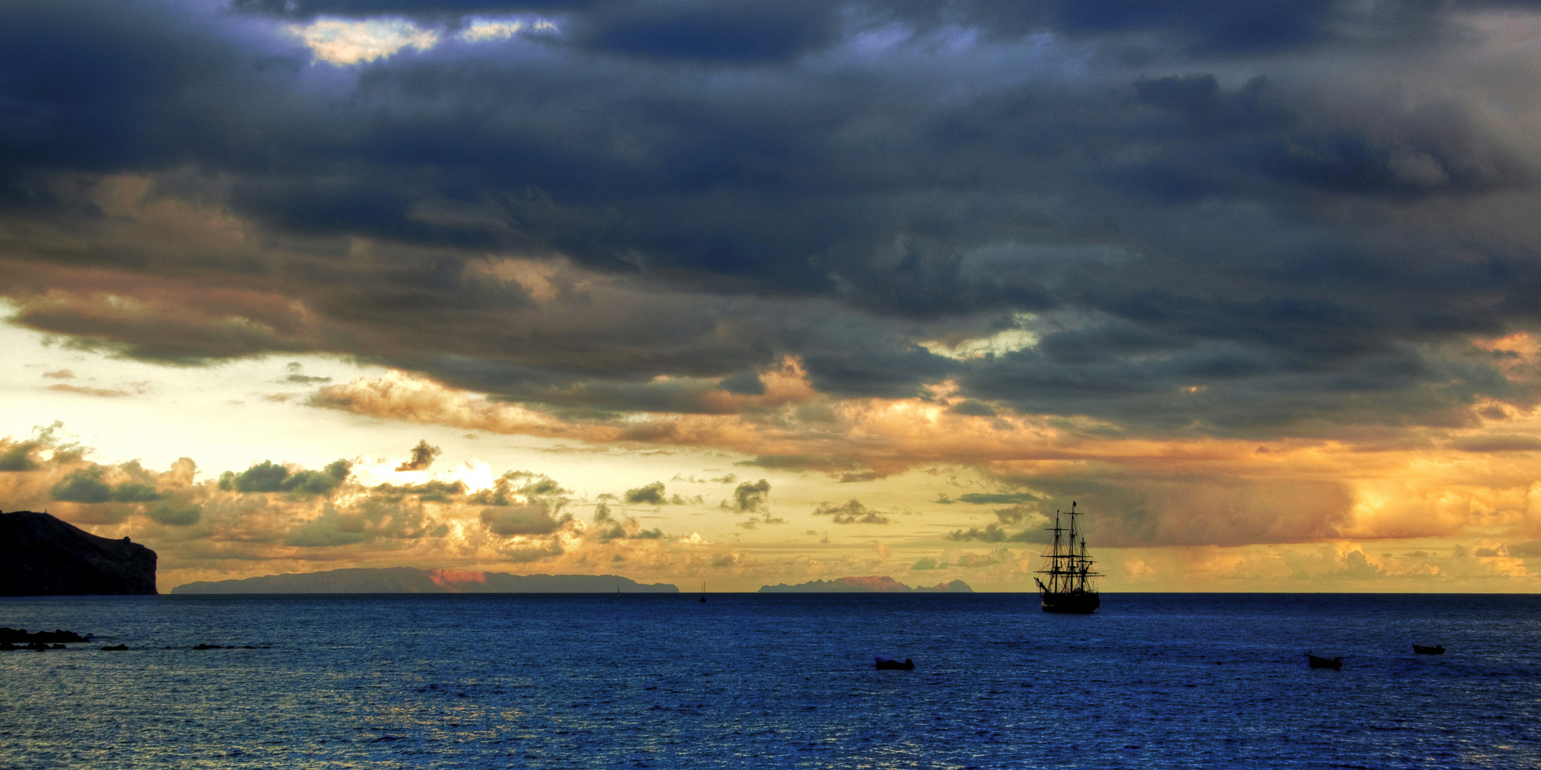 Sunset after the rain in Funchal