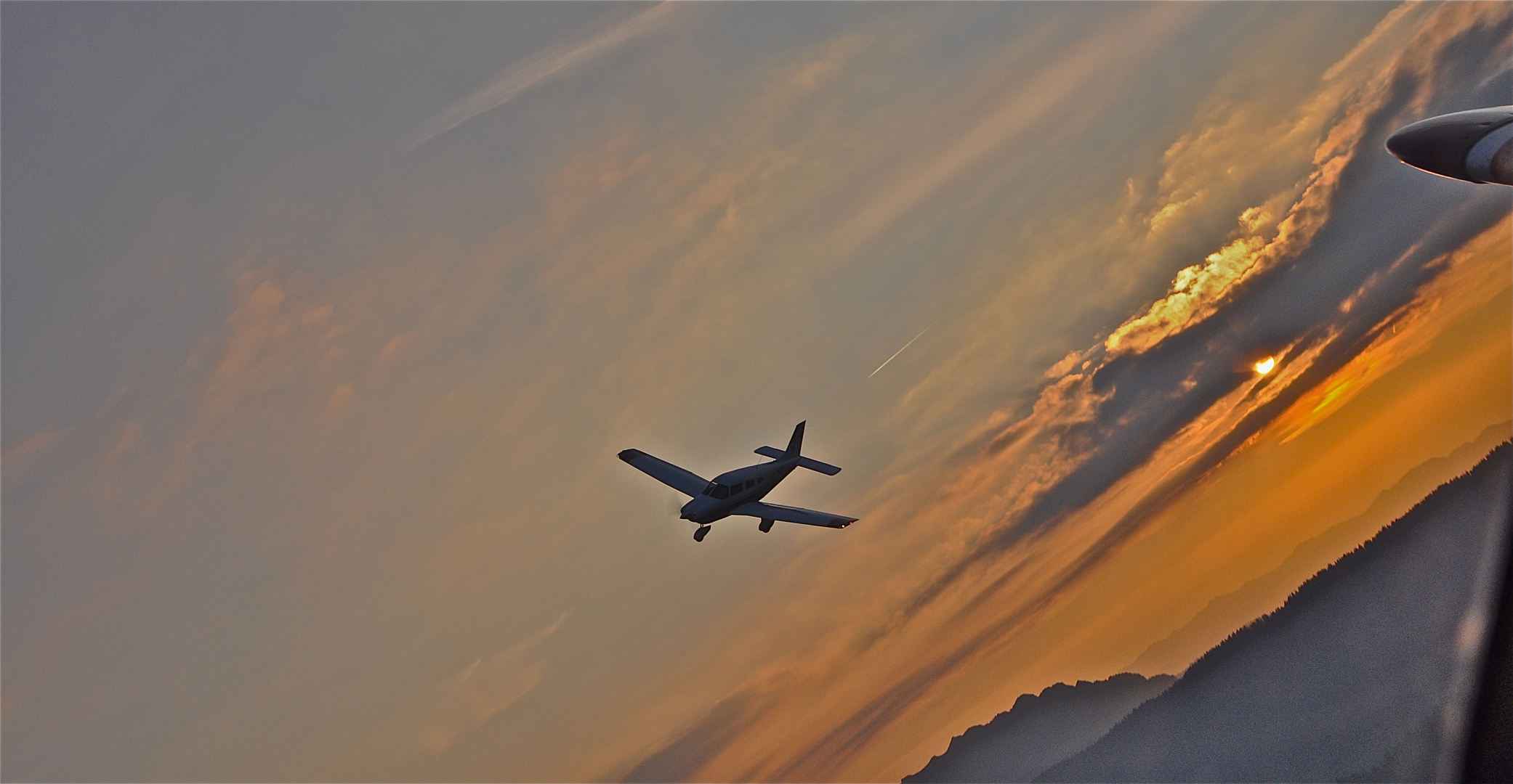 Sunset AirtoAir