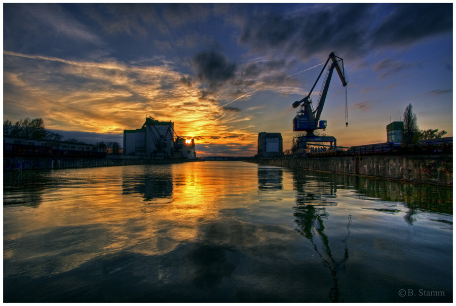 Sunset am Braunschweiger Hafen