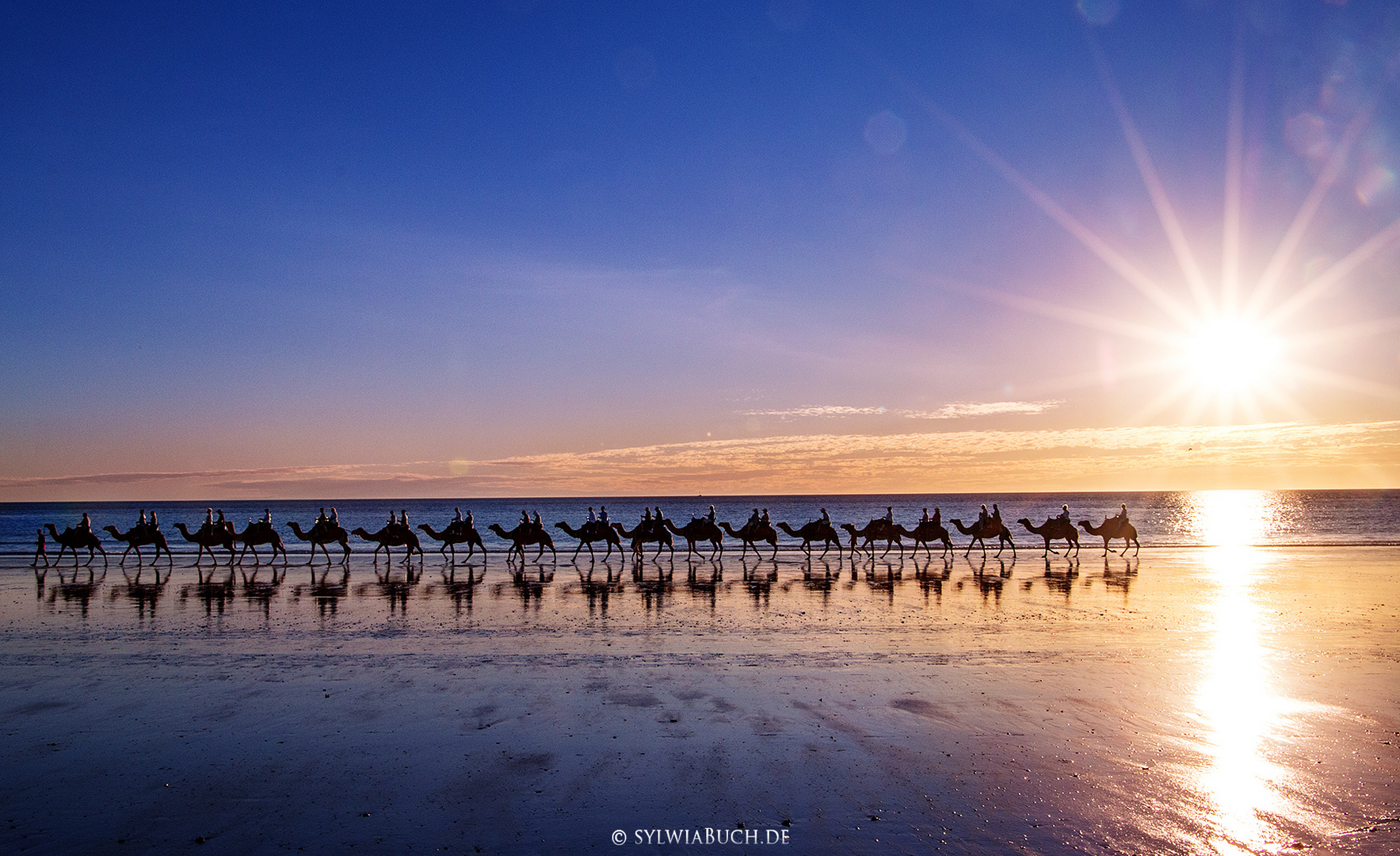 Sunset am Cable Beach in Broome Australien Foto & Bild australia