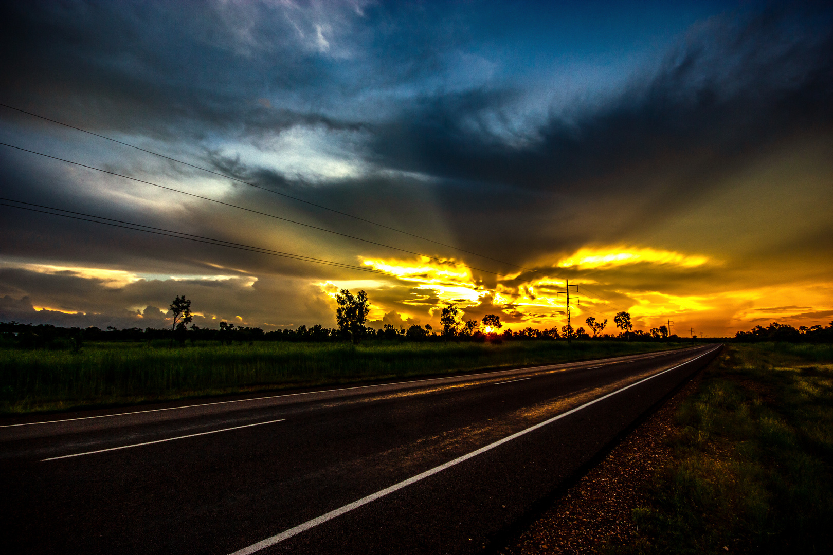 Sunset / Arnhem Highway