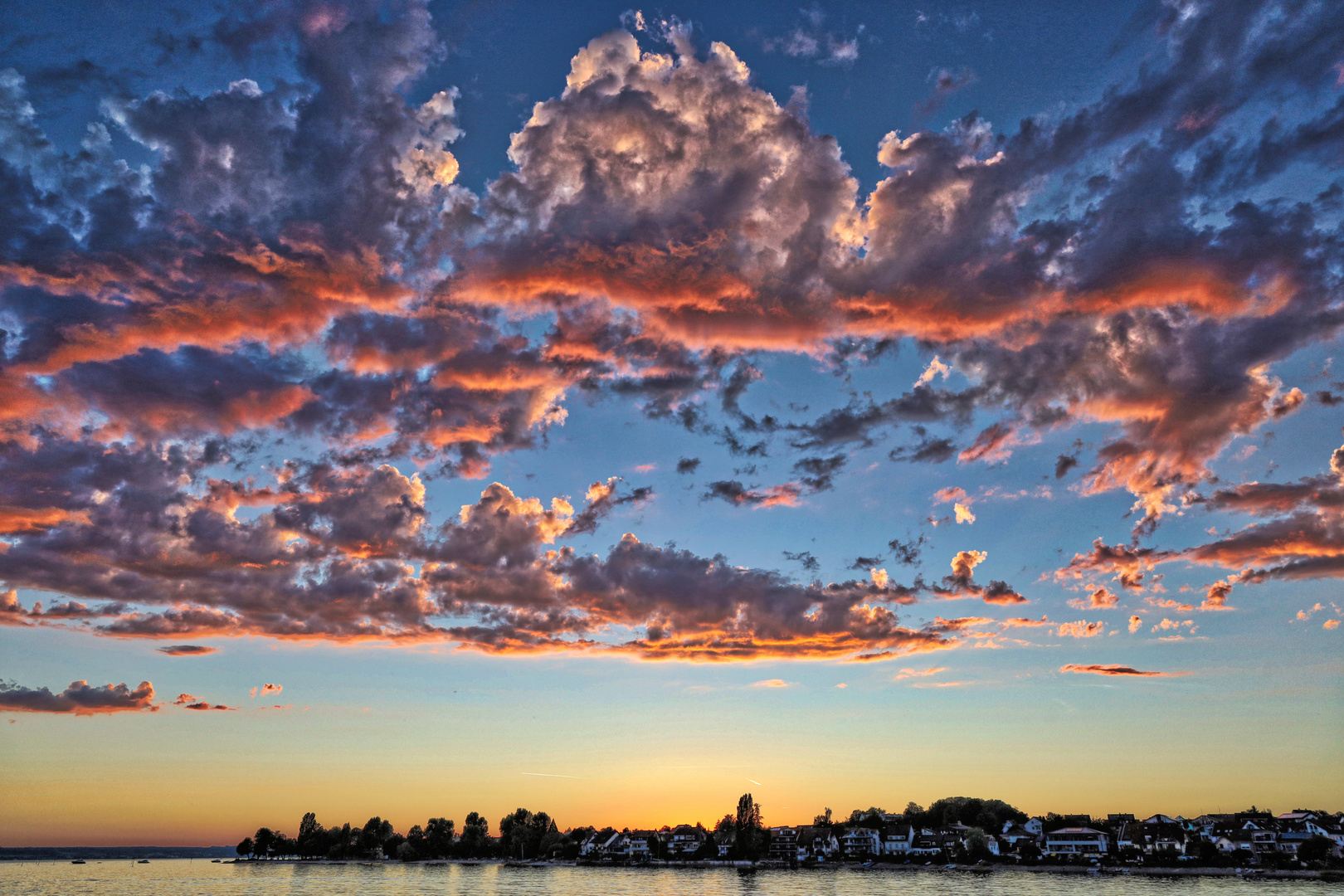 Sunset at Bodensee in August 2020