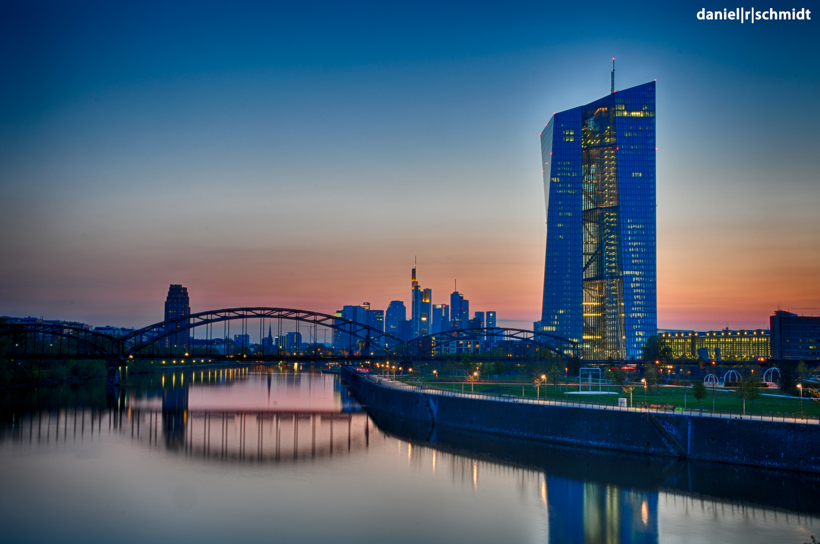 Sunset at Frankfurt Skyline