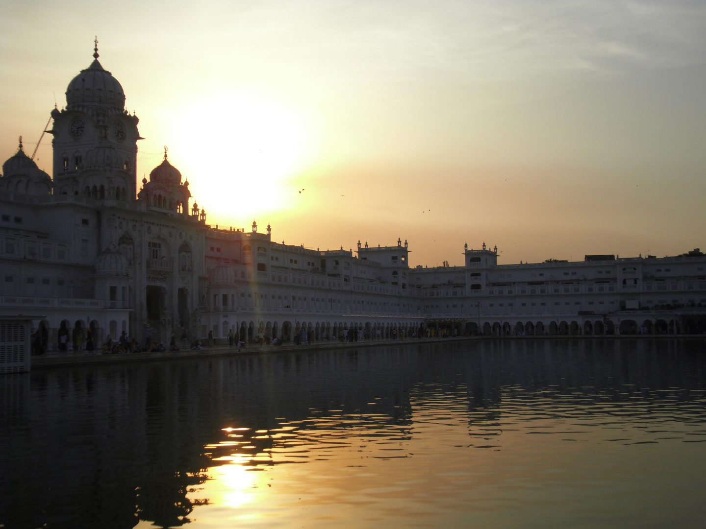 sunset at golden temple