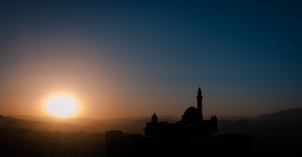 Sunset at Isak Pasha Palace, Do?ubeyaz?t, Turkey 