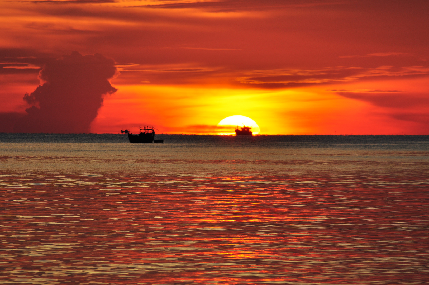 Sunset at long beach, Phu Quoc, Vietnam