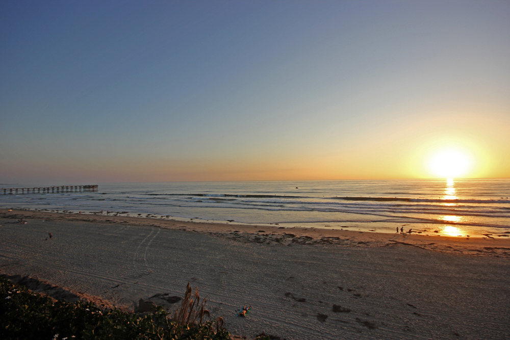 sunset at Mission Beach (San Diego)