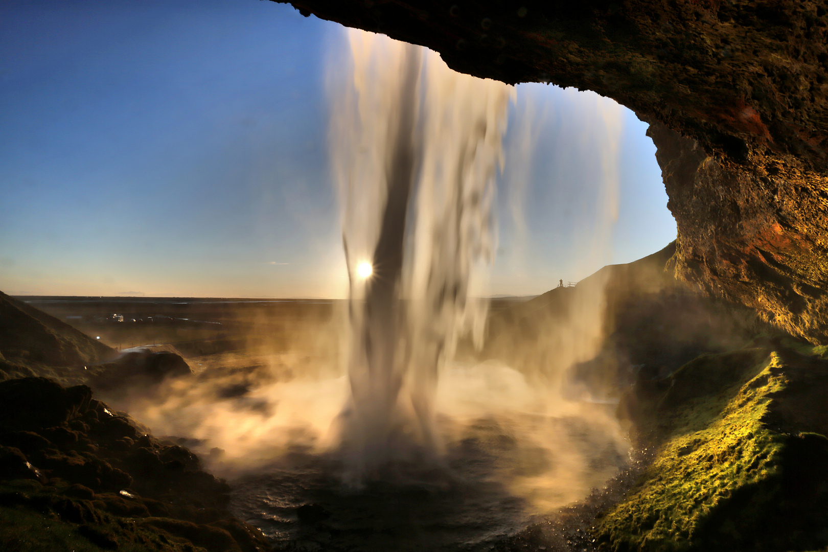 Sunset at Seljalandsfoss/ Iceland