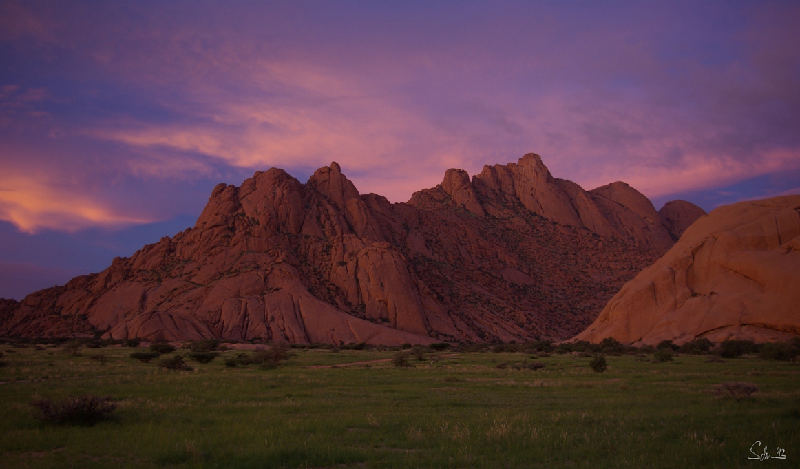 Sunset at Spitzkoppe-Mountain