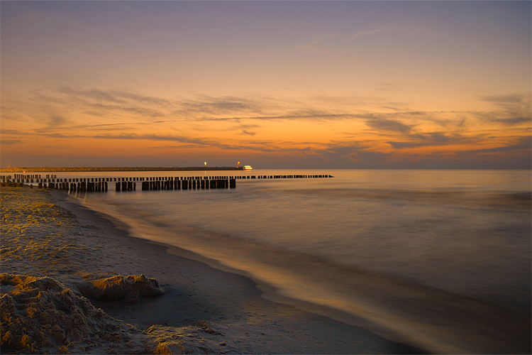 Sunset at the beach in Ustka (Poland)