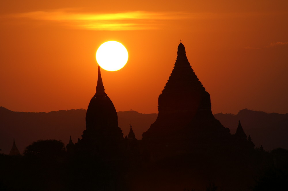 Sunset Bagan