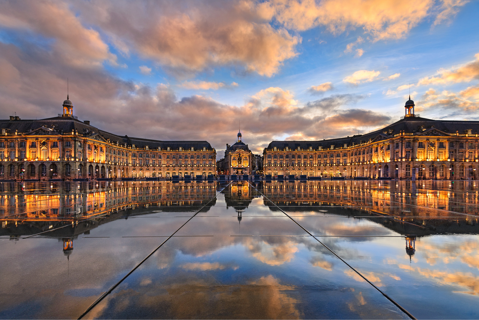 Sunset Bordeaux Place de la Bourse