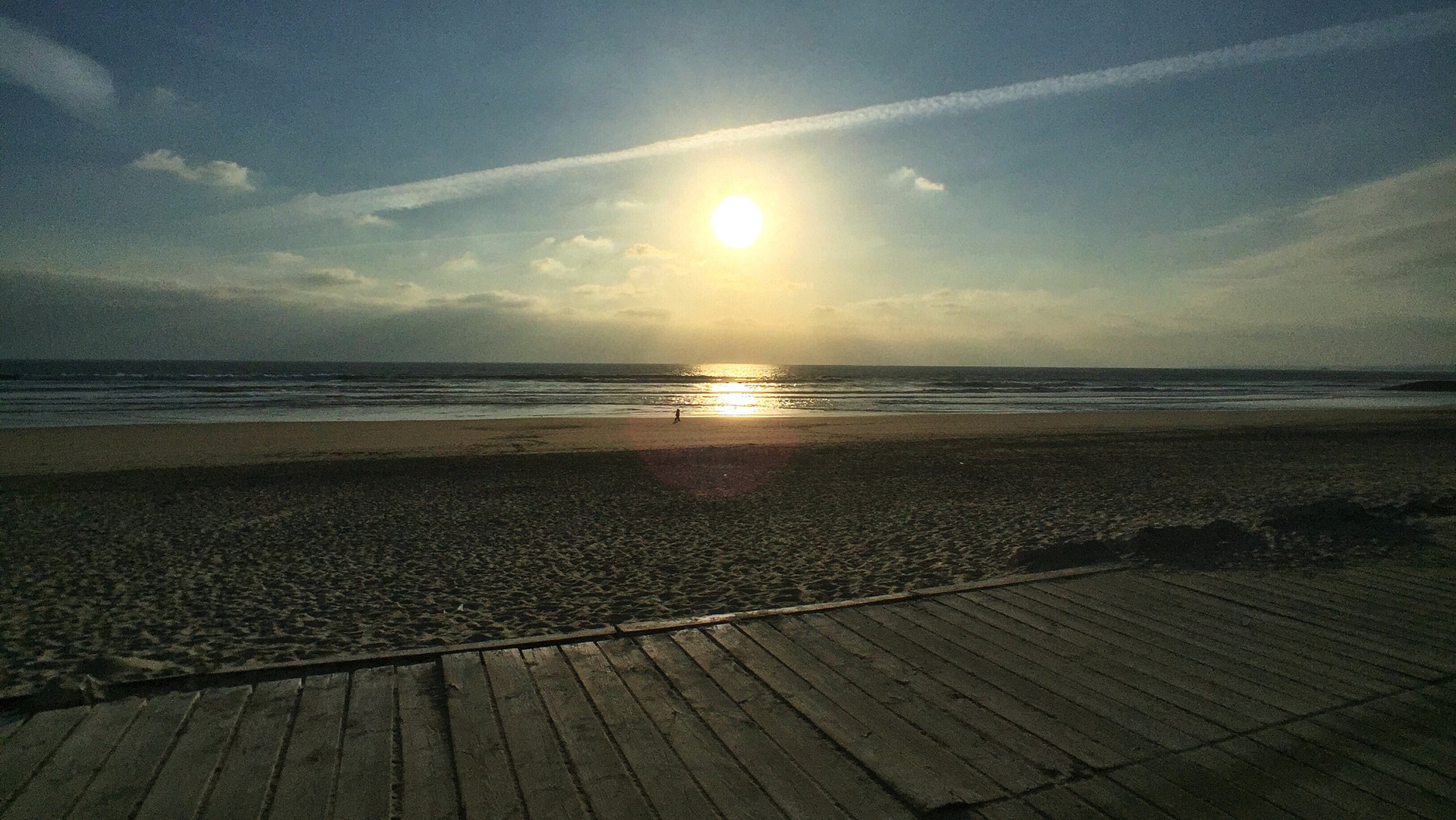 Sunset Caparica beach boardwalk