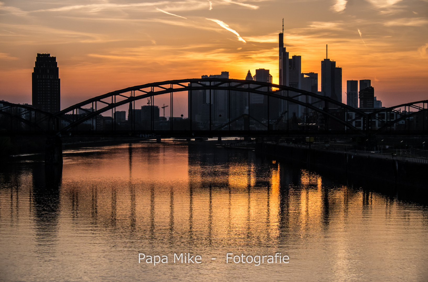 Sunset Frankfurt Skyline