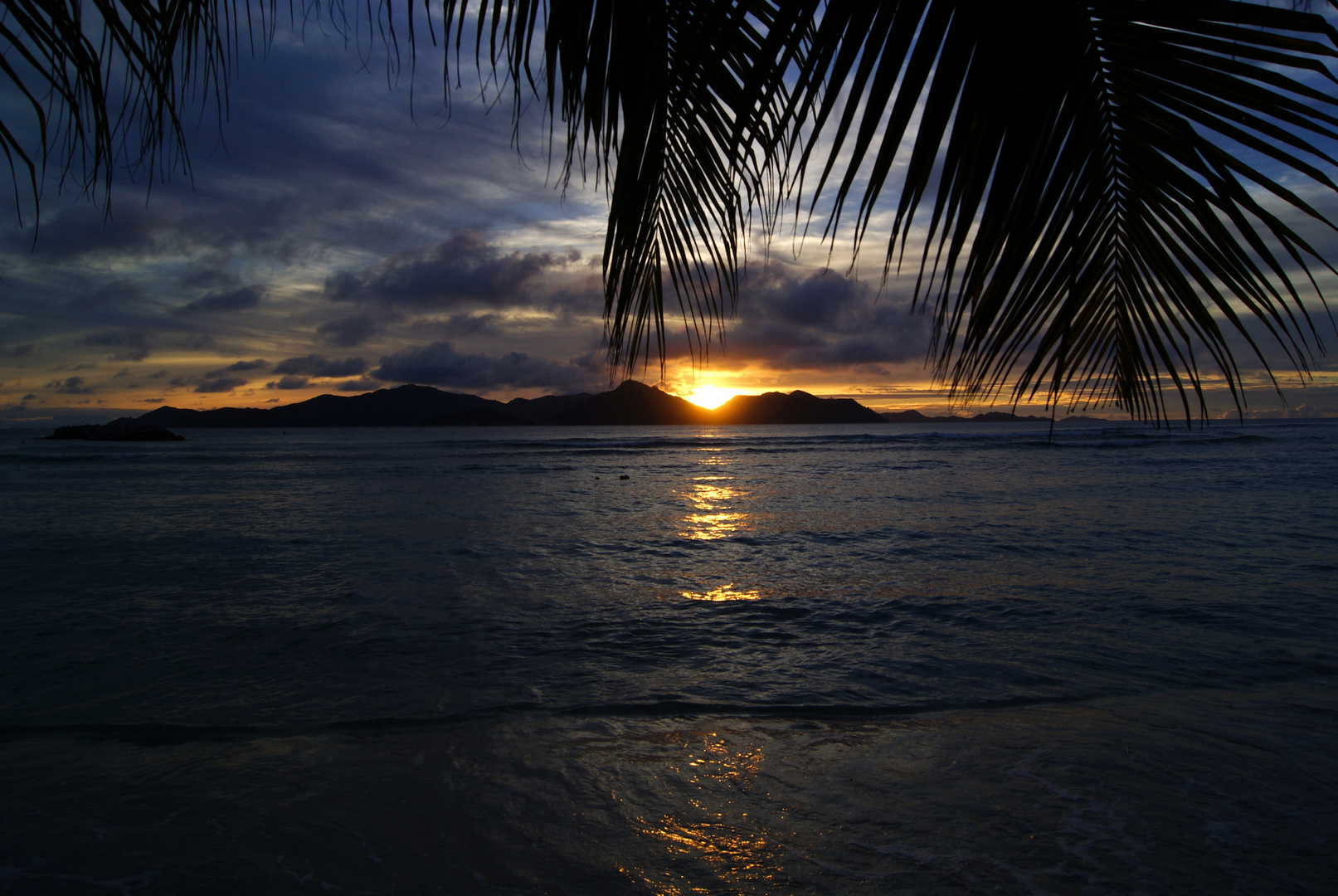 Sunset hinter Praslin