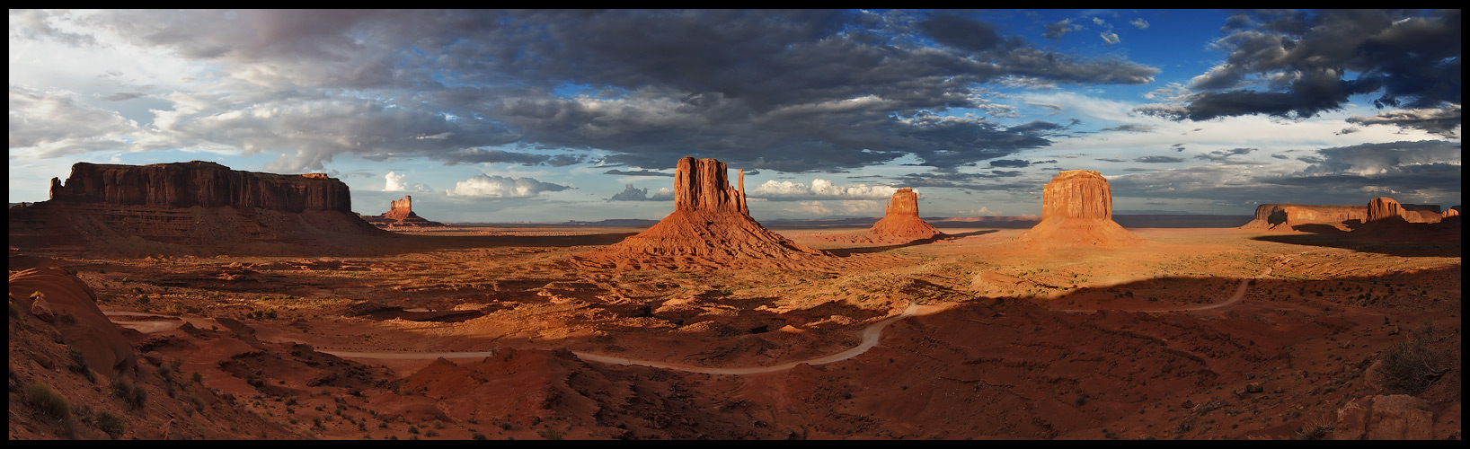 Sunset im Monument Valley