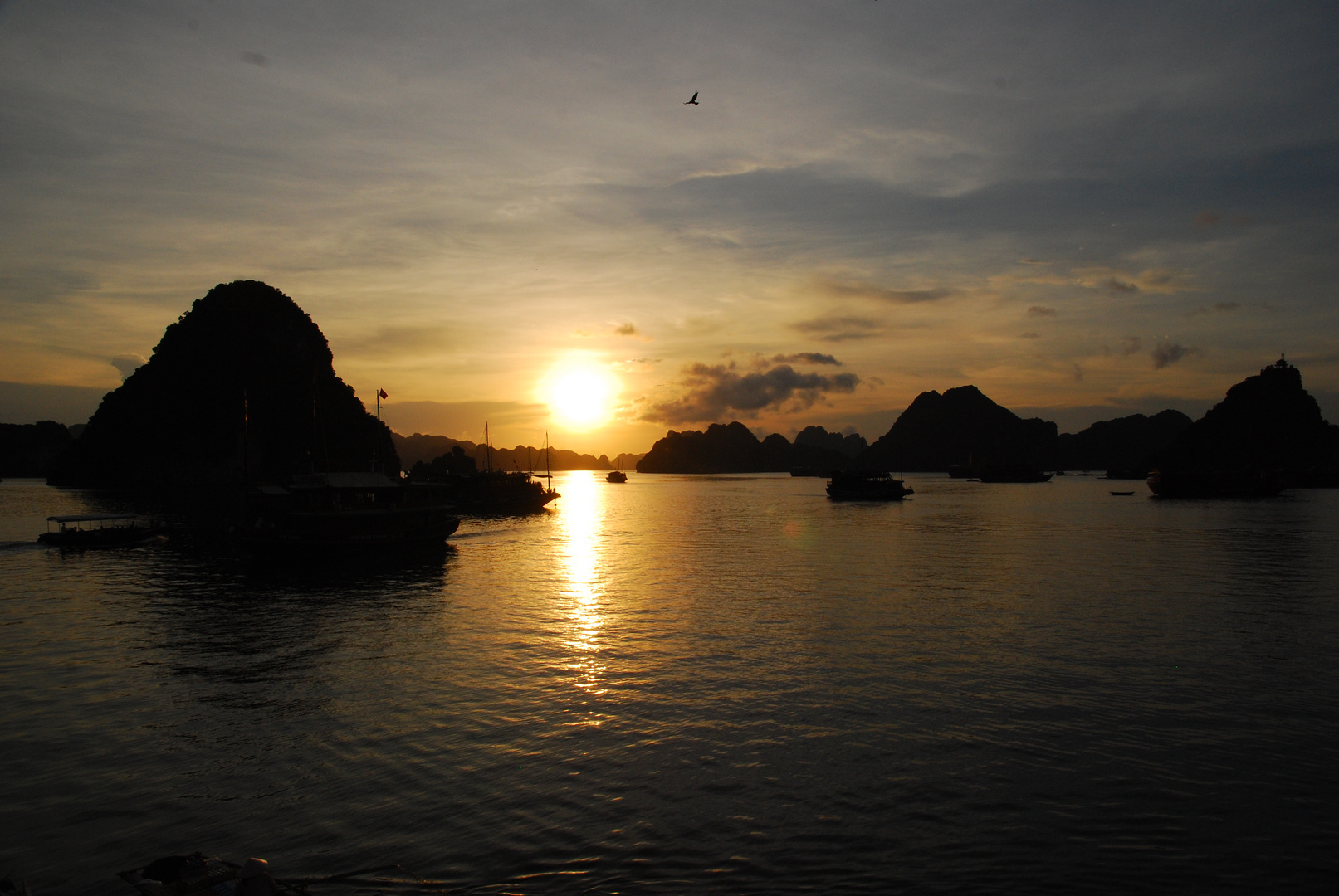Sunset in HaLong
