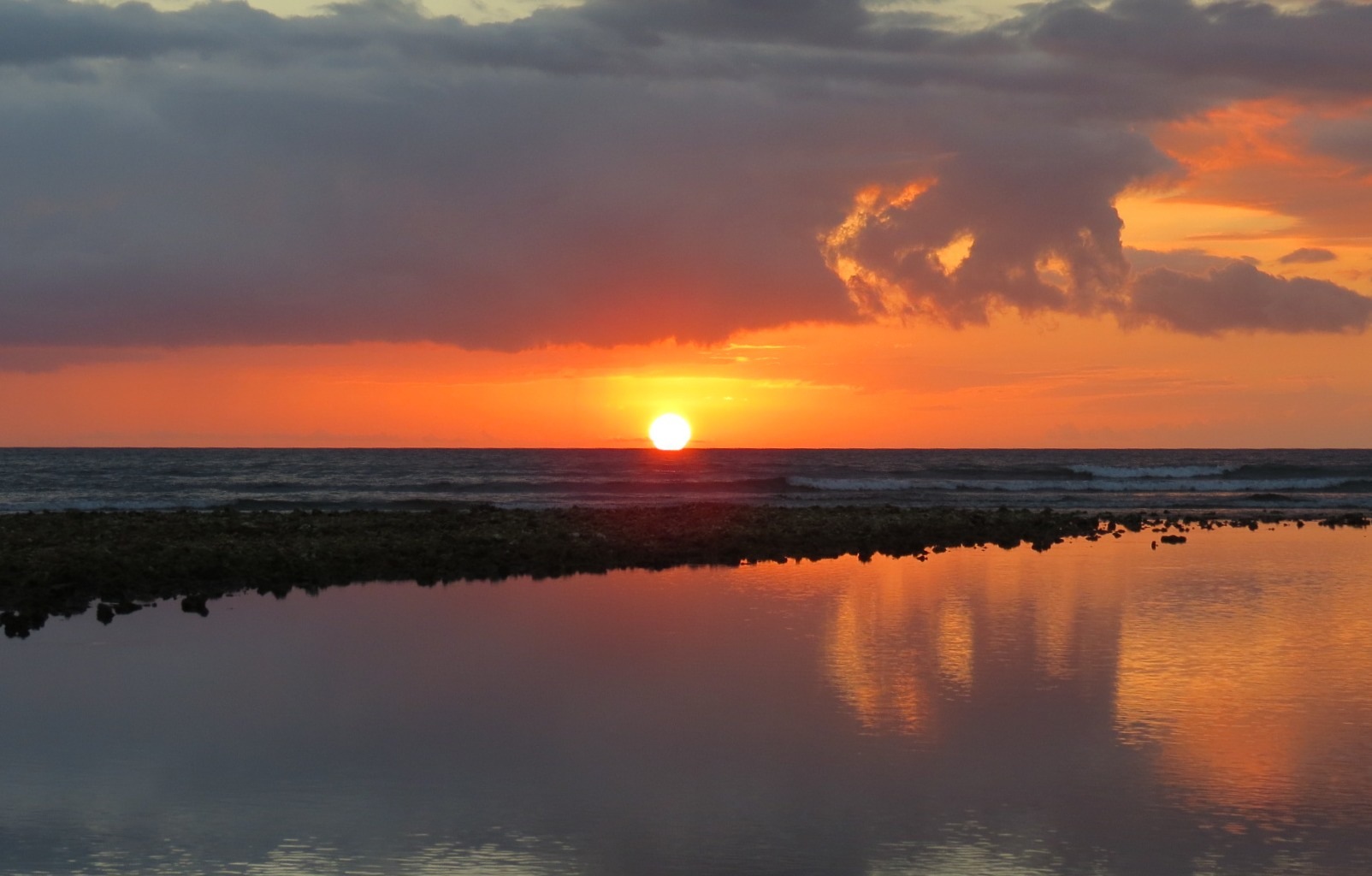 sunset in maui