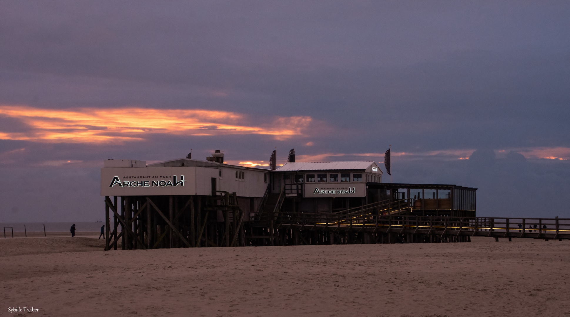 Sunset in Sankt-Peter-Ording