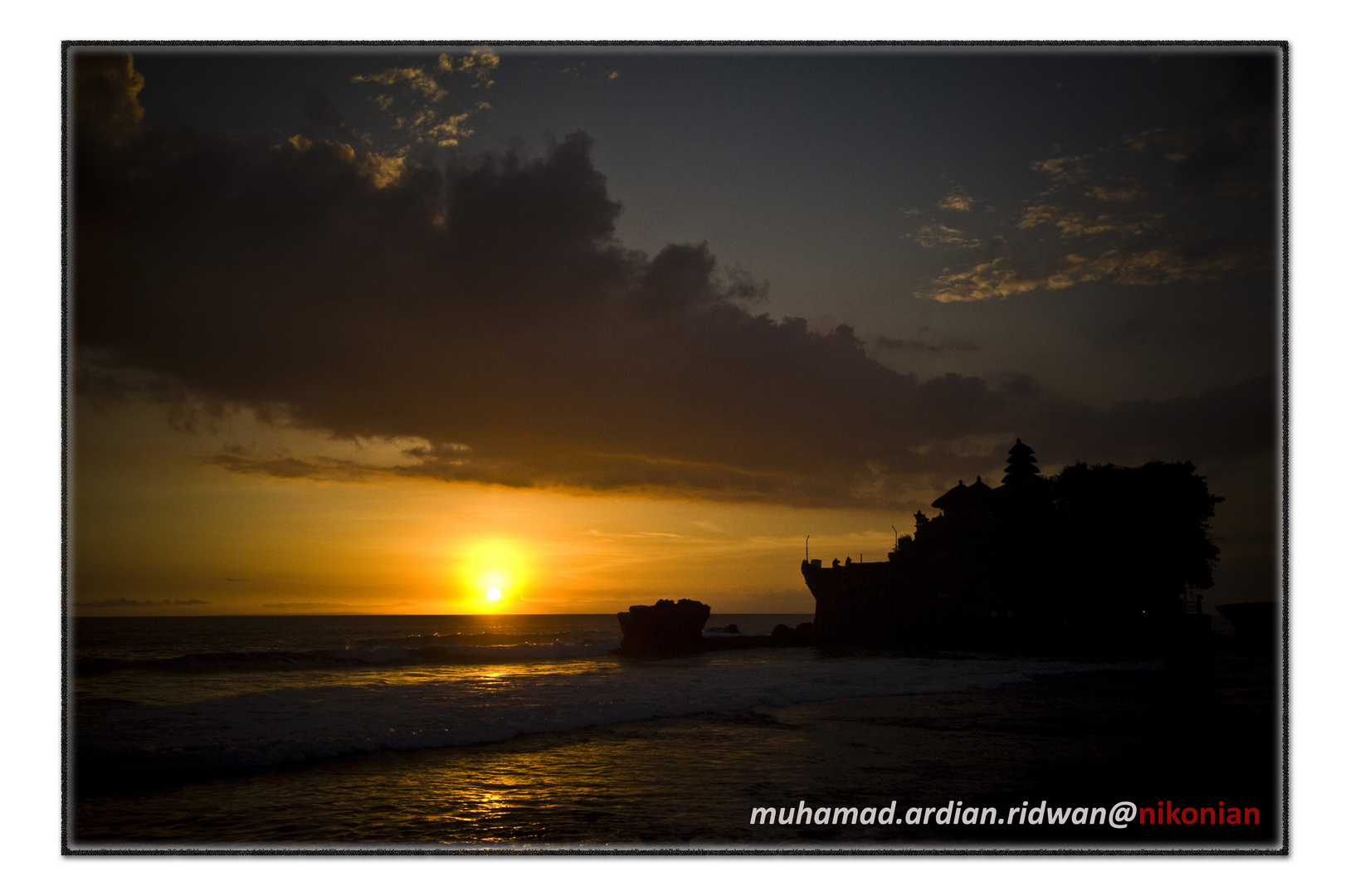 Sunset in Tanah Lot, Bali - Indonesia