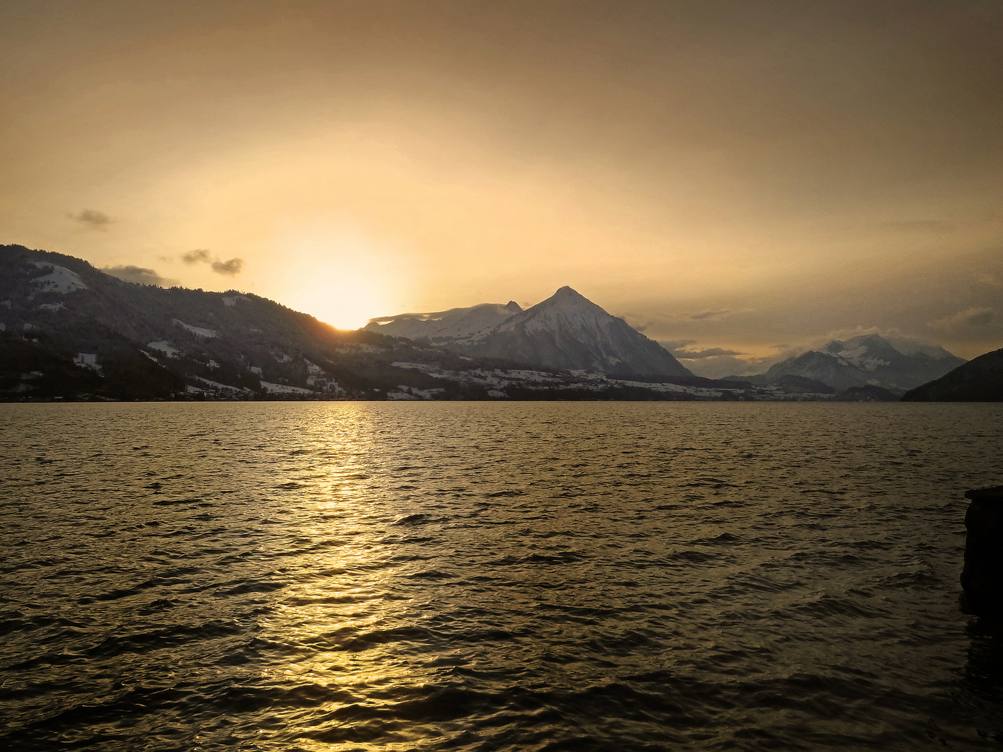 Sunset inmitten der Alpen