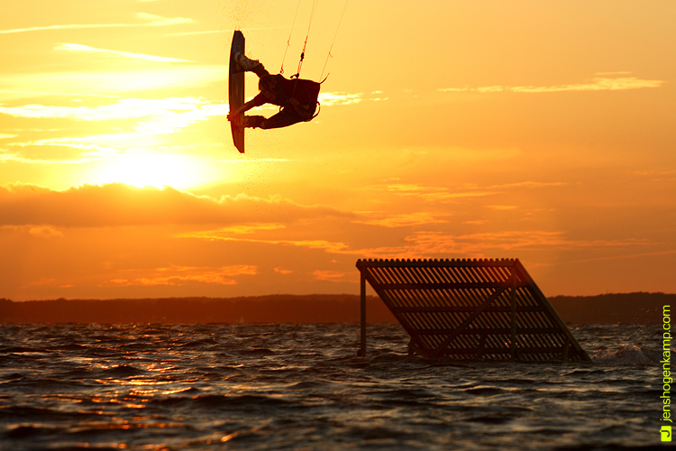 Sunset Kicker