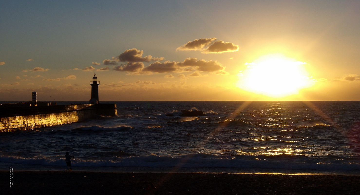 Sunset (Mouth of river of the Douro) 