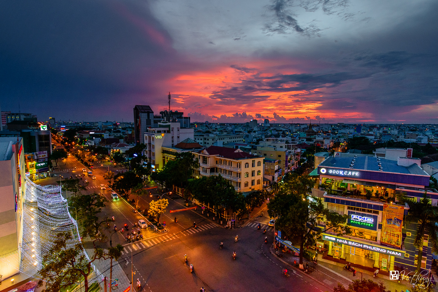 Sunset on Can Tho city