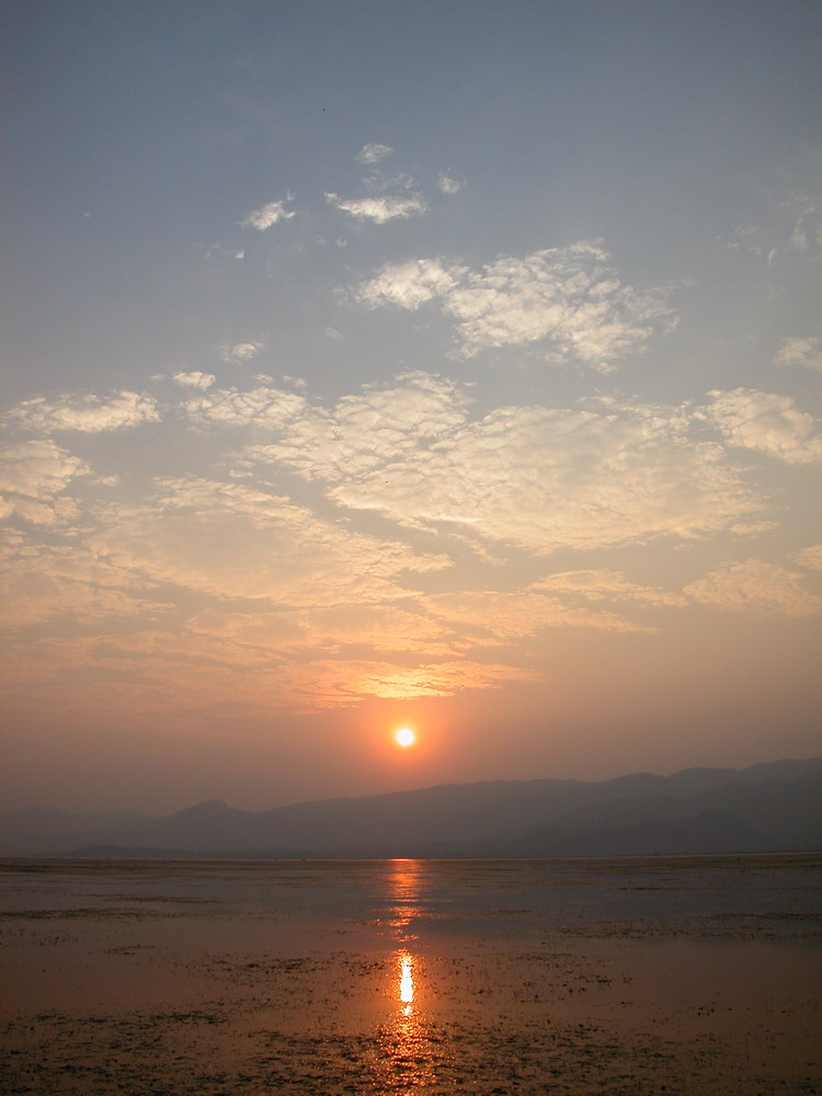 Sunset on Lake Inle