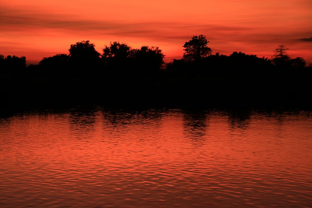 Sunset over Don Det