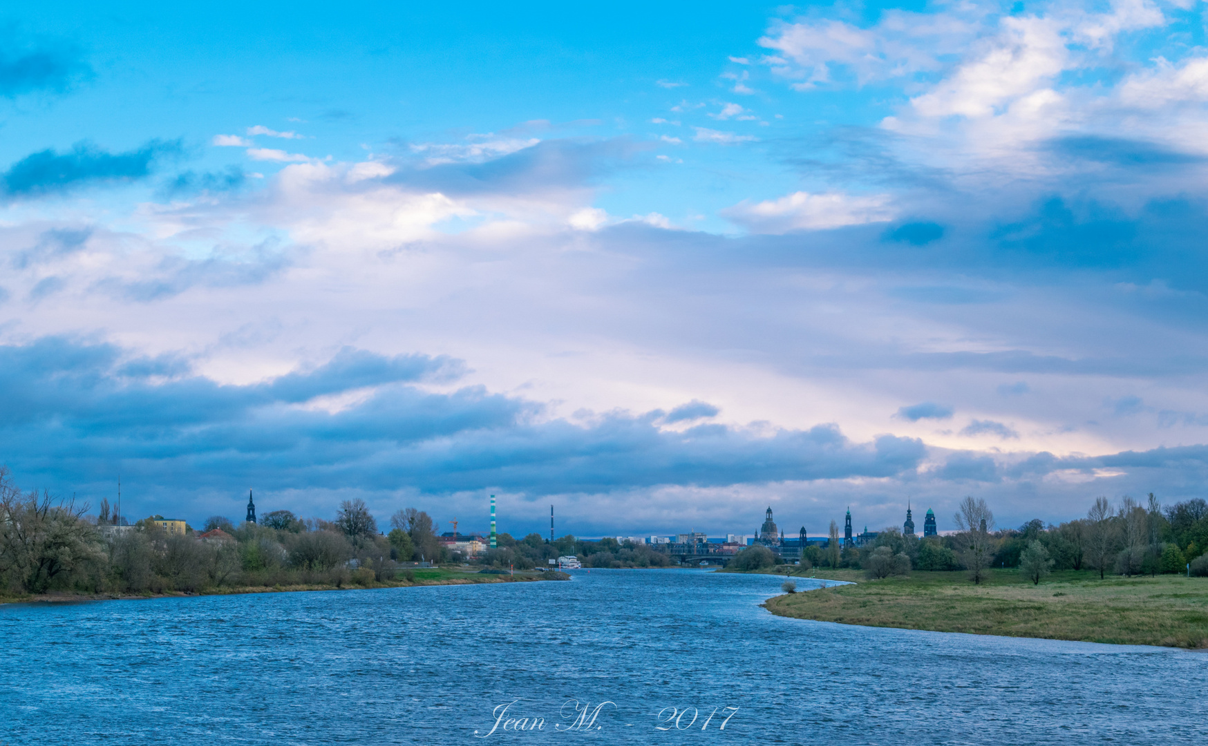 Sunset over Dresden nach "Herwart"