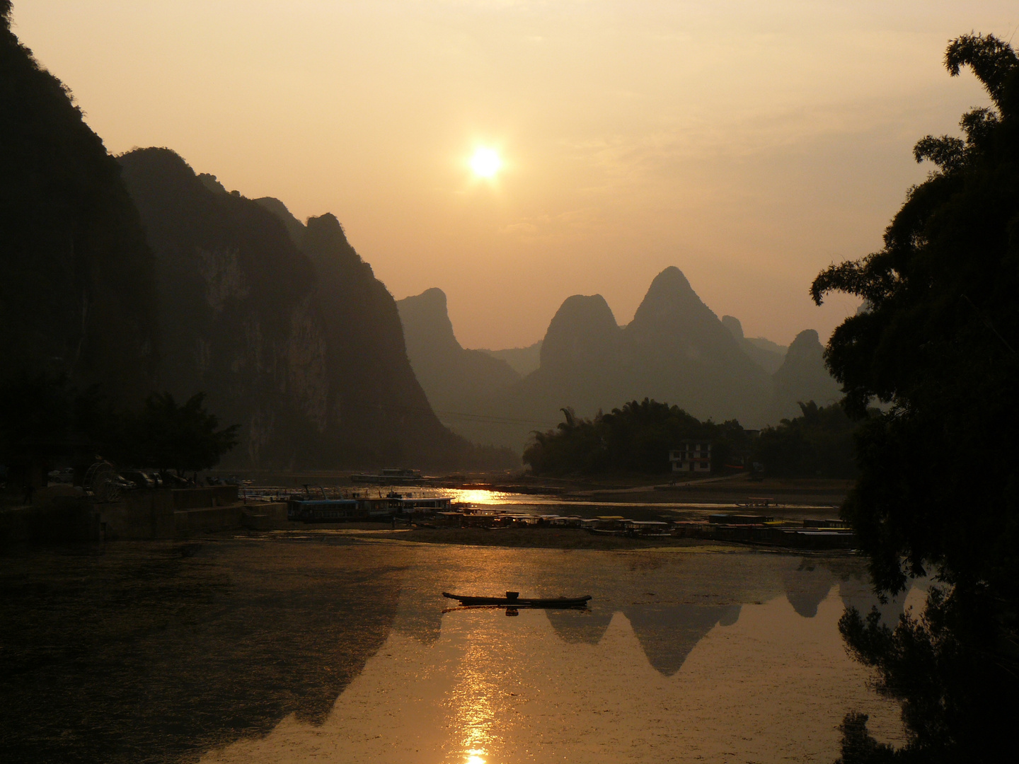 Sunset over Li River