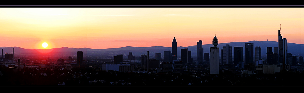 Sunset over Mainhatten von Benjamin Lang