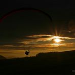 Sunset Paragliding auf der Wasserkuppe (Rhön)