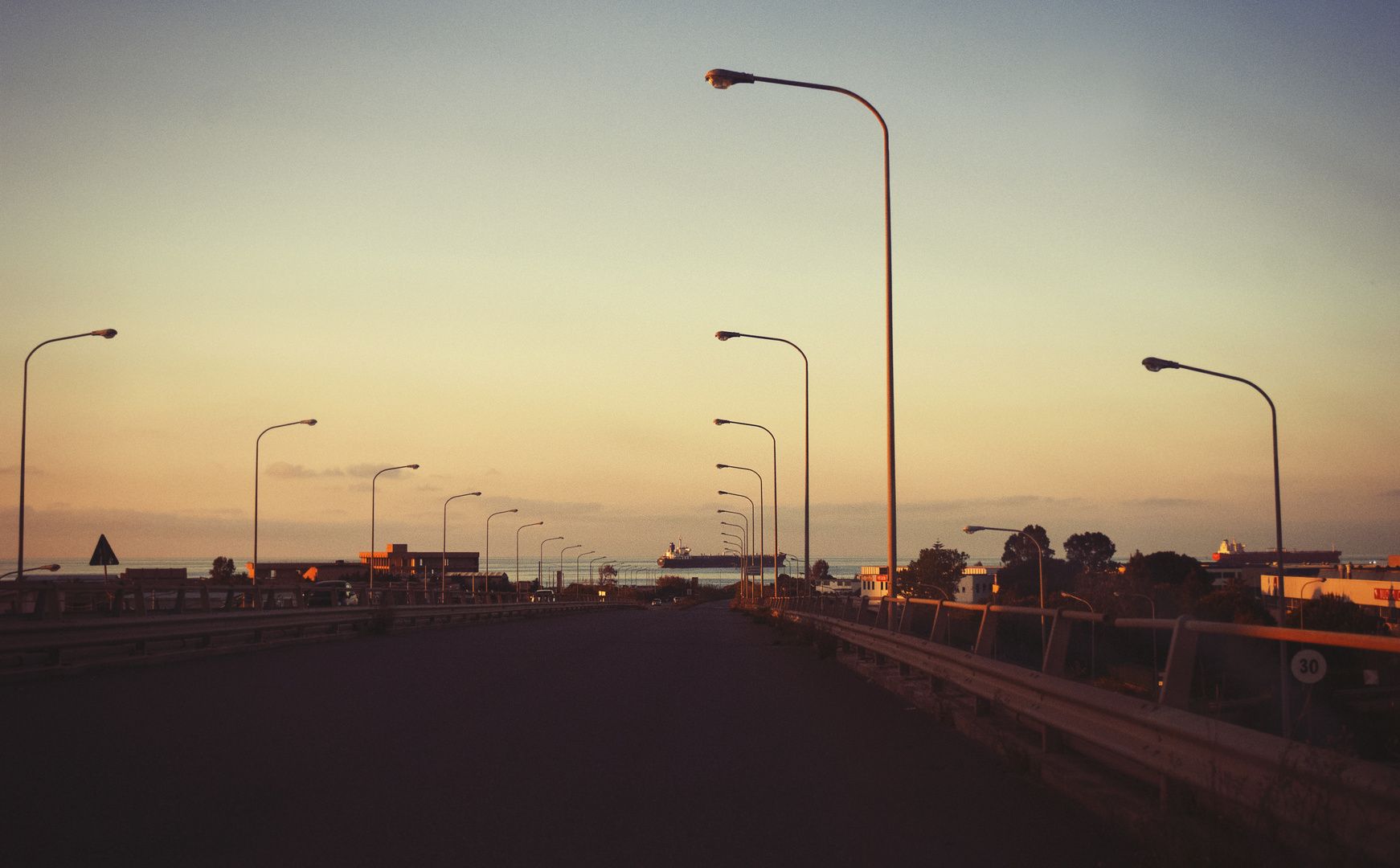 [sunset road]