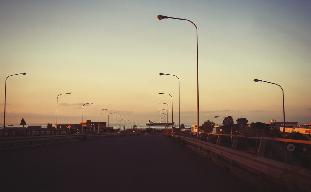 [sunset road]