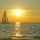 Sunset Sail - Mit dem Katamaran in den Sonnenuntergang