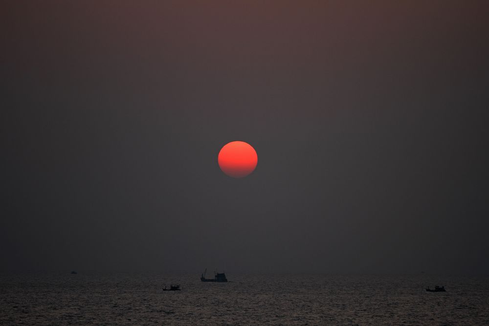 sunset sihanoukville