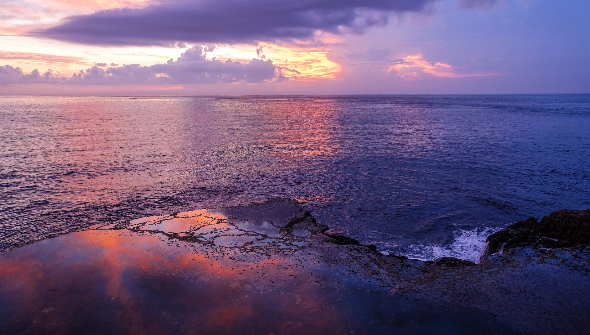 Sunset Steilküste Nusa Lembogan Indonesien