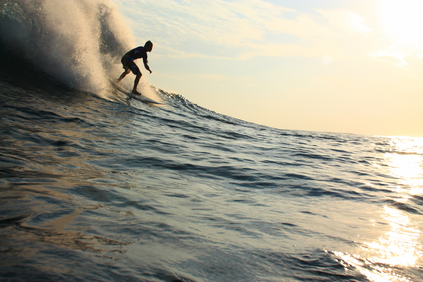 Sunset Surf Malediven 2011