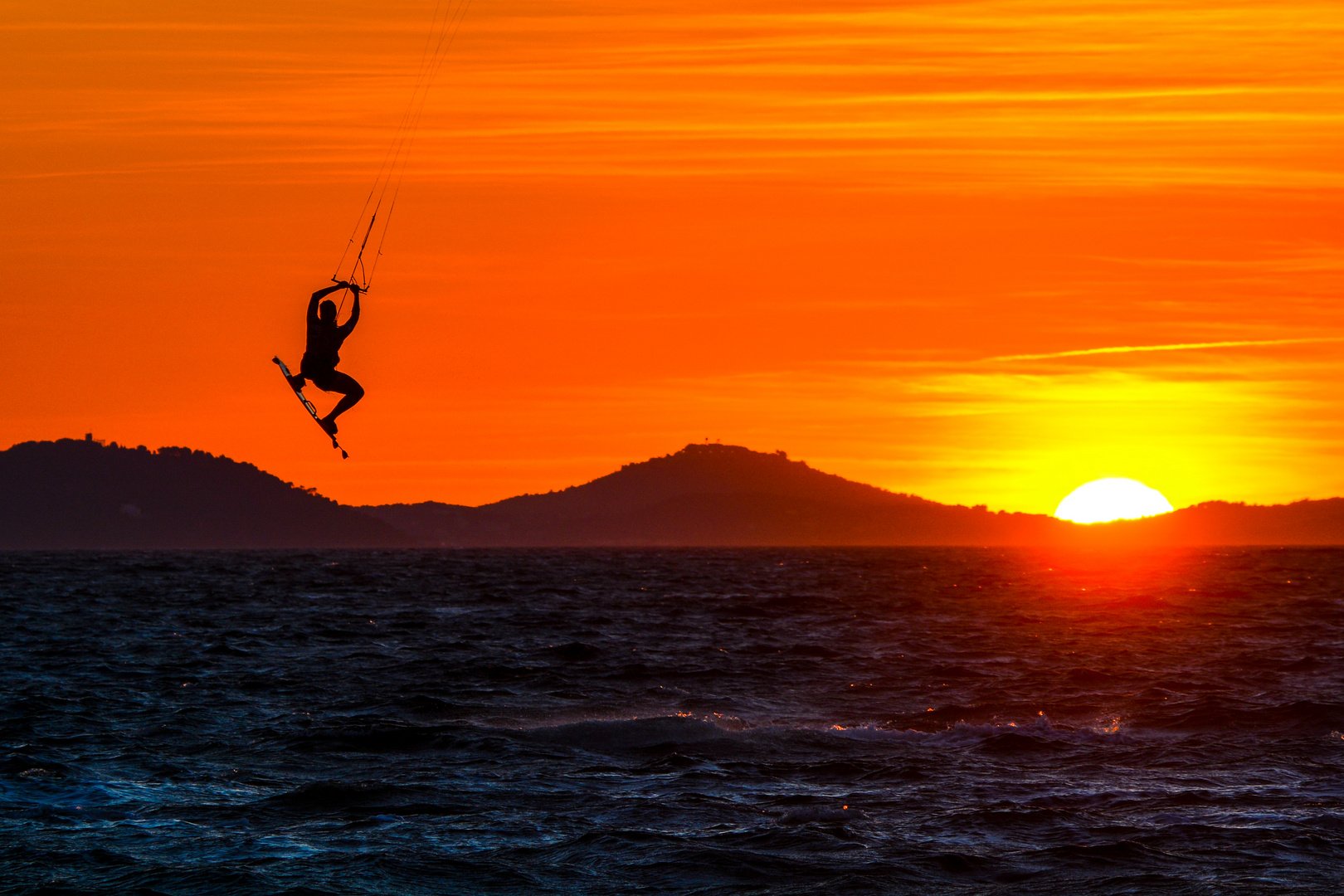 + + + Sunset Surfer + + + 