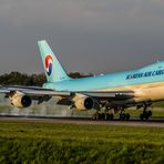 Sunset Touchdown 747