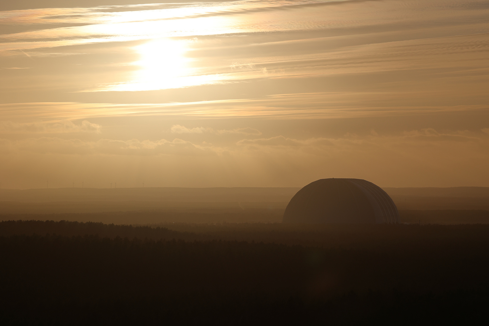 Sunset Tropical Islands / Cargolifter Luftschiffhalle