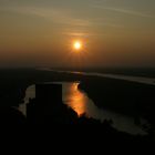 Sunset über Burg Greifenstein an der Donau